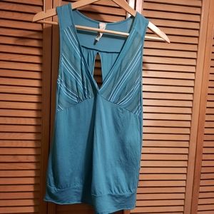 Solemio Blue & Teal Open Back Sleeveless Top